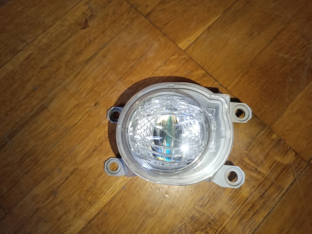 Туманка ліва 8122012240 TOYOTA
