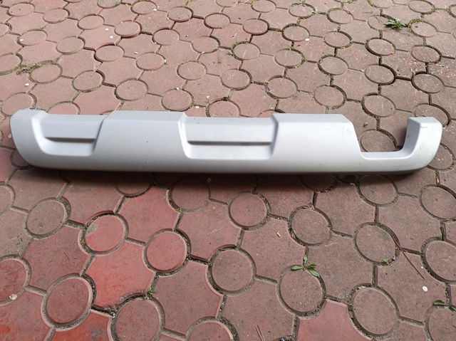 Накладка бампера заднього 850702324R RENAULT