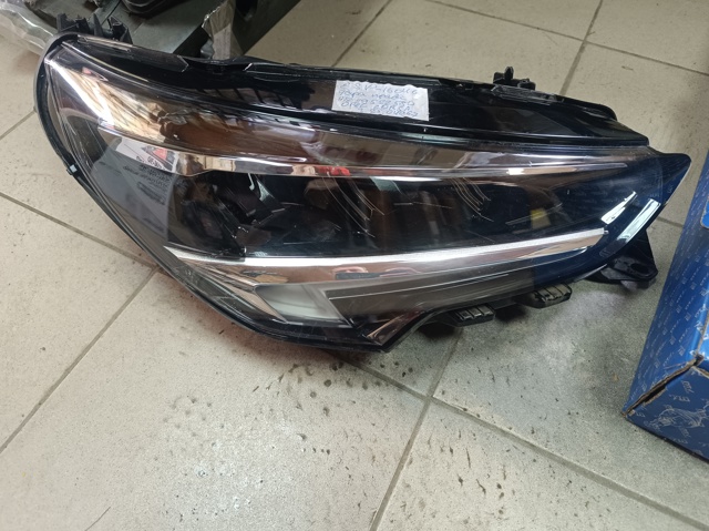 Фара основна права 9829522580 OPEL