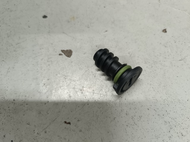 Болт піддона A0029902017 MERCEDES