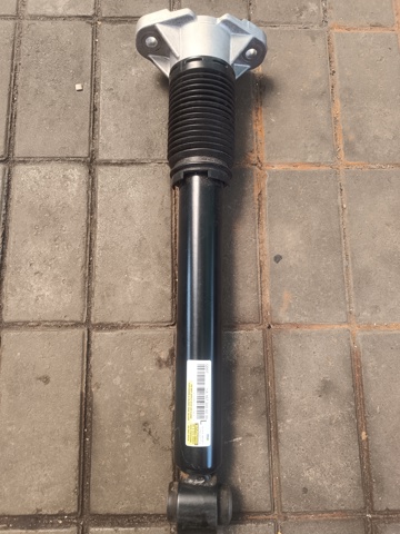 Стійка задня, ліва A1673200230 MERCEDES