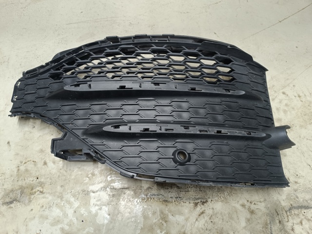 Переднє ікло бампера A1678857403 MERCEDES