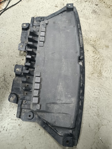 Обвіс бампера A2135200200 MERCEDES