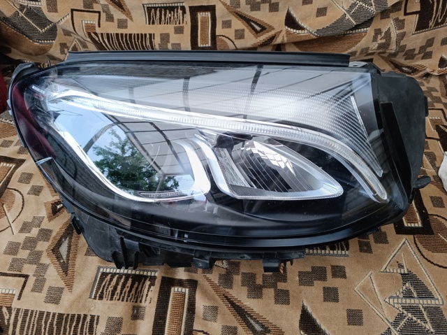 Фара комбінована, передня A2539061001 MERCEDES