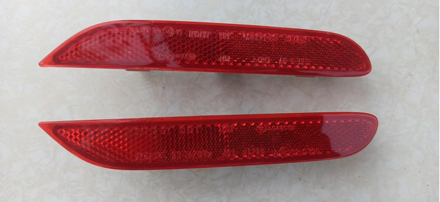 Лівий катафот заднього бампера 26565JJ90A NISSAN