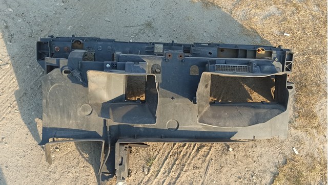 Кронштейн для радіатора 625007413R RENAULT