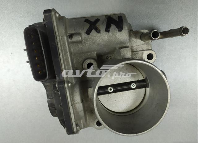 Дросільна заслінка в зборі 2203036020 TOYOTA
