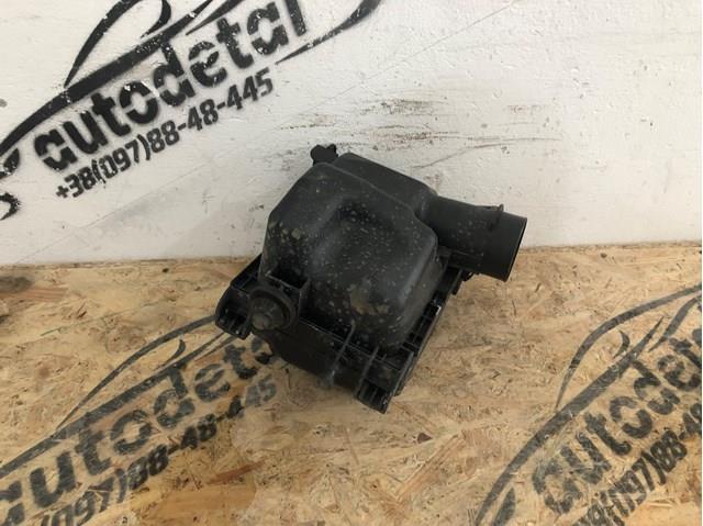 Корпус повітряного фільтра, нижня частина 165281KA0B NISSAN