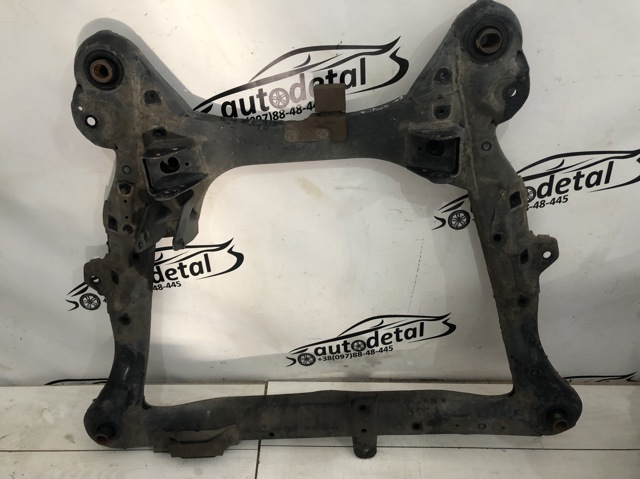 Підрамник передній 5110028031 TOYOTA