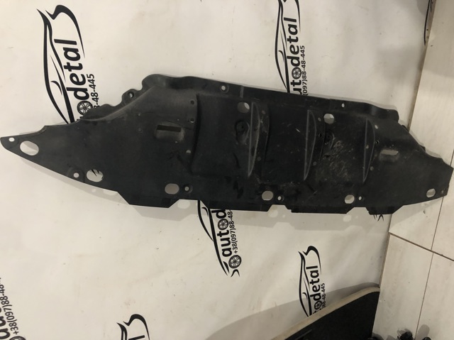 Захист заднього бампера 86690K4000 HYUNDAI