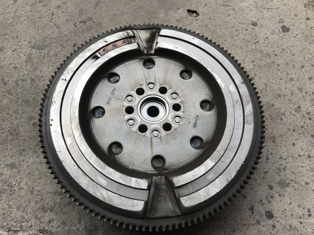Демпферний маховик 232602B710 HYUNDAI
