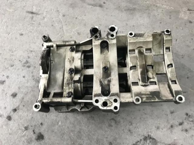 Корпус балансувального механізму 233002F610 HYUNDAI