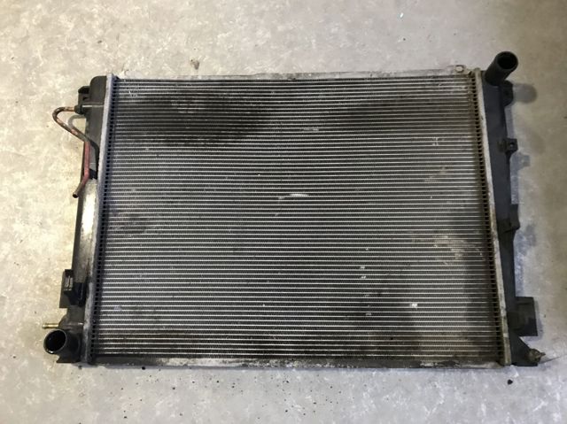 Радіатор охолодження двигуна 253103K850 HYUNDAI