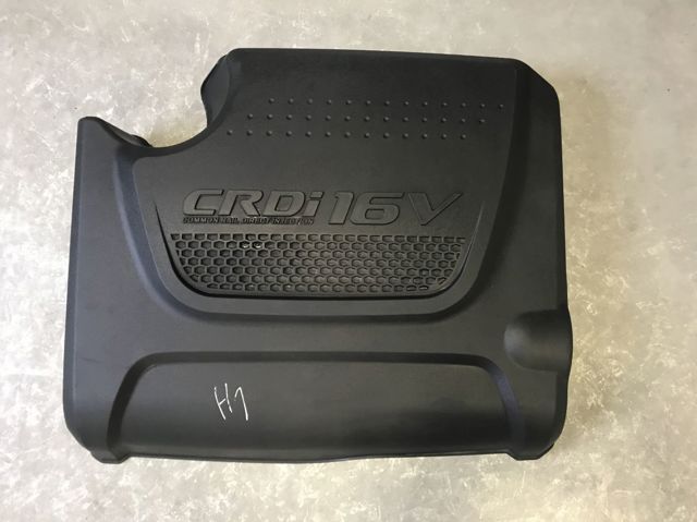 Кришка двигуна декоративна 292402F700 HYUNDAI