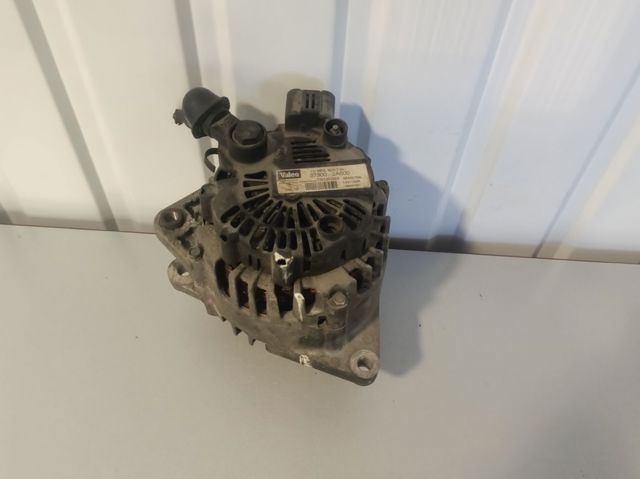 Генератор 373002A500 HYUNDAI