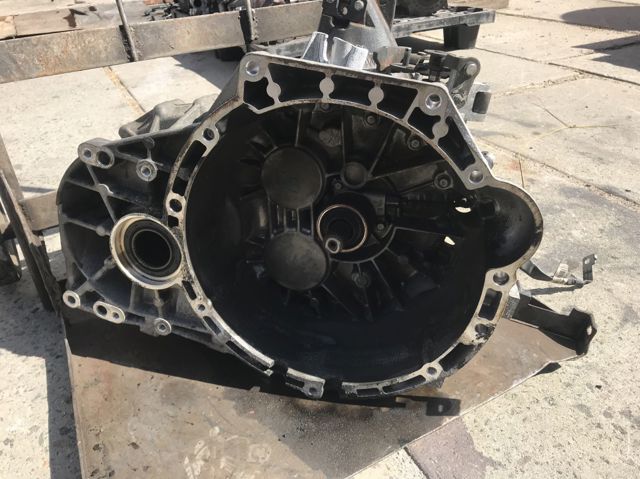 Коробка механіка в зборі 430003B130 HYUNDAI