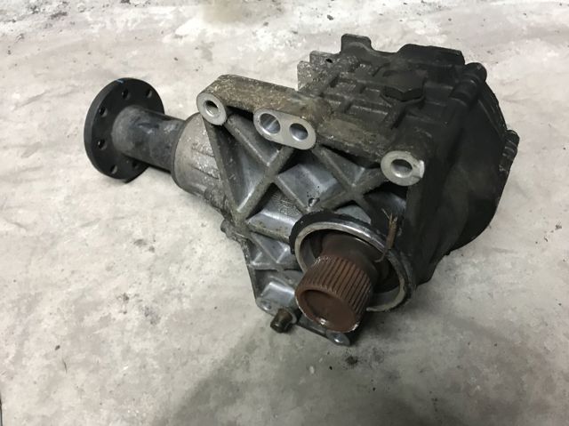 Міжосьовий диференціал 473003B610 HYUNDAI