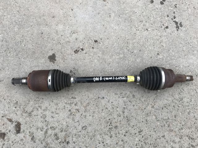 Піввісь передня ліва 49500L0300 HYUNDAI