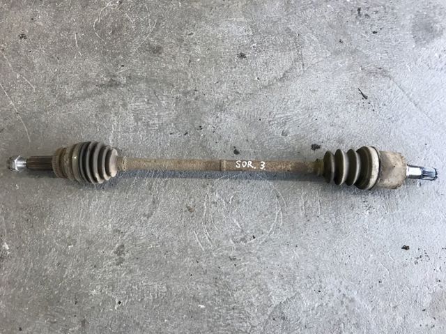 Піввісь задня 496002P000 HYUNDAI