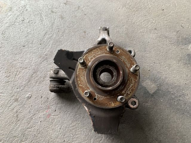 Вісь передня і поворотні кулаки 51711F6000 HYUNDAI