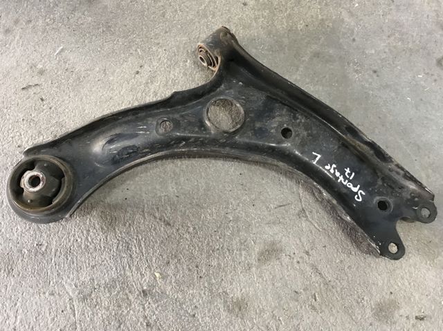 Поперечний важіль 54500F1000 HYUNDAI