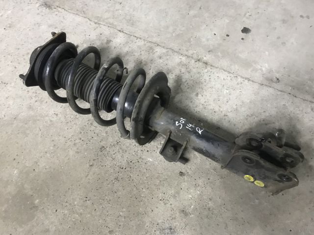 Стійка передня права 546612P900 HYUNDAI