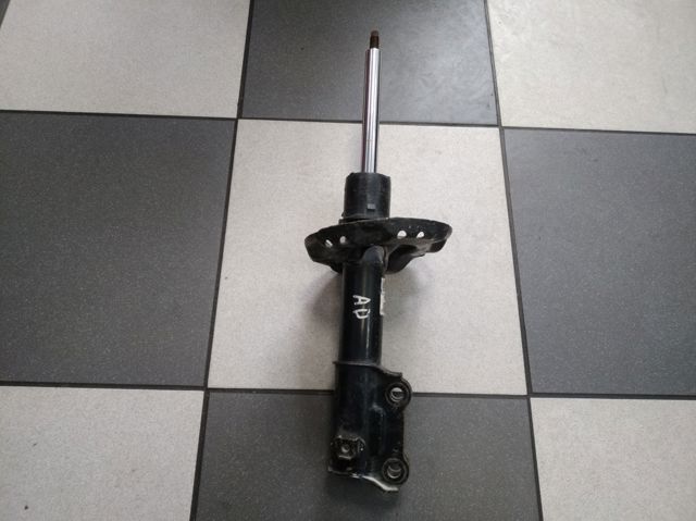 Стійка передня права 54661F3700 HYUNDAI