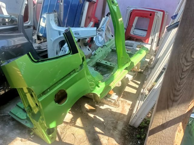 Крило заднє праве 71765488 FIAT