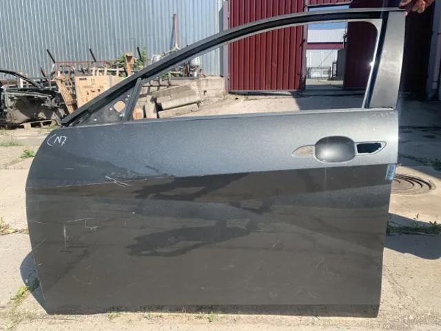 Водійські двері 76003AA000 HYUNDAI
