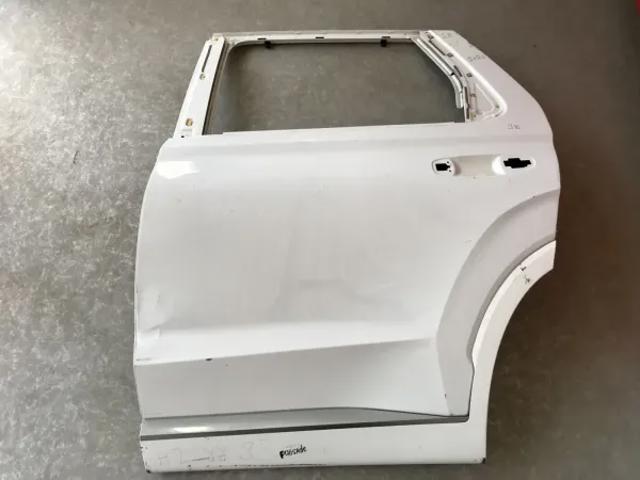 Двері пасажирськи задні ліві 77003S8000 HYUNDAI