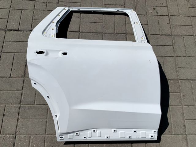 Двері задні, праві 77004S8000 HYUNDAI