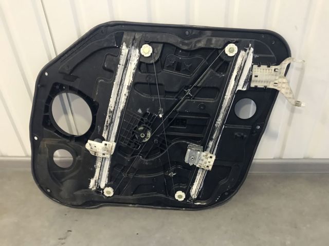 Механізм стеклопідйомника дверей передніх, лівих 82471A4030 HYUNDAI