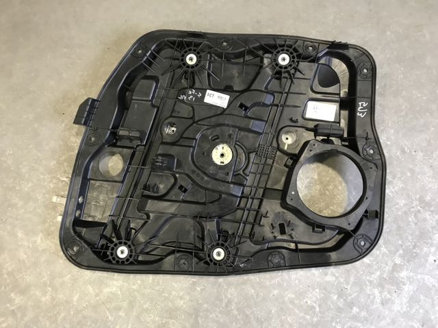 Склопідйомник передньої правої двері Hyundai Santa Fe 3
