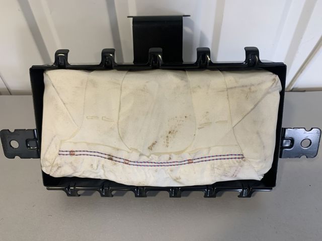 Установка подушки безпеки пасажира 84530G5000 HYUNDAI