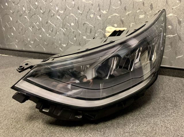 Фара дальнього світла в зборі 92101L0100 HYUNDAI