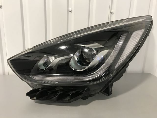 Фара 92101Q4200 HYUNDAI
