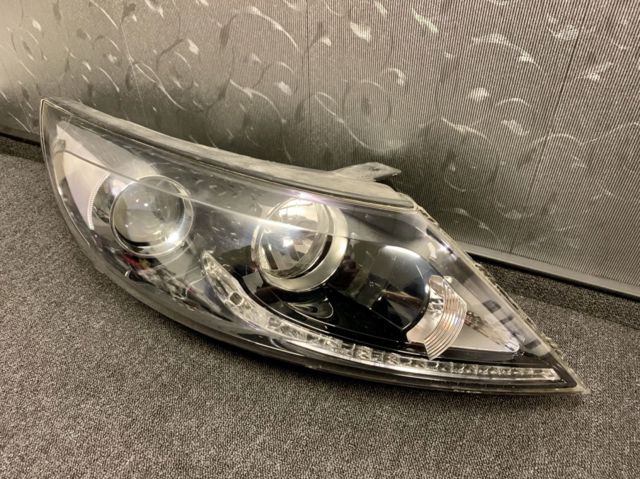 Фара передня права 921023W000 HYUNDAI