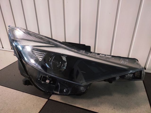 Основна фара - вставка 92102AA100 HYUNDAI