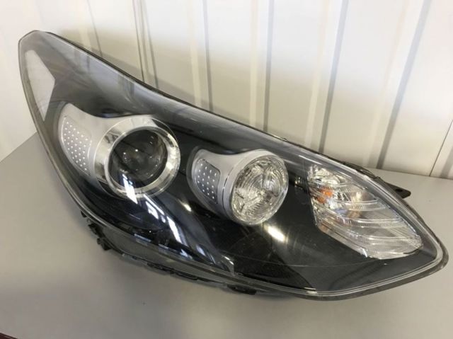 Фара комбінована, передня 92102D9000 HYUNDAI