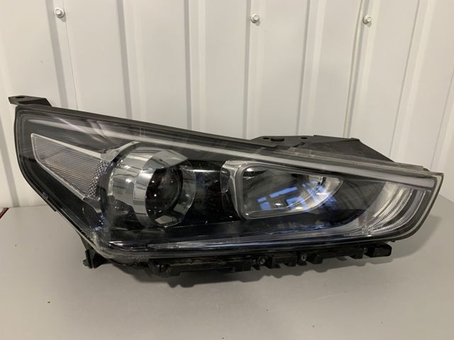 Фара комбінована, передня 92102G2001T2S HYUNDAI
