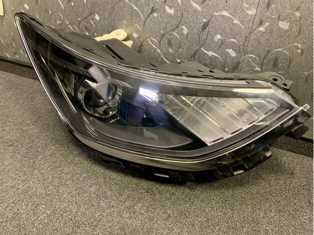 Основна фара - вставка 92102L1000 HYUNDAI