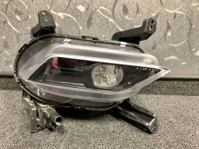 Фара протитуманна, права 92202S1100 HYUNDAI