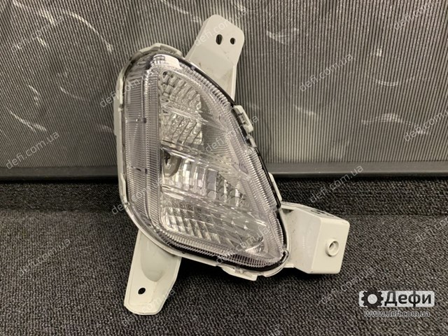 Фара протитуманна, права 92208C1500 HYUNDAI