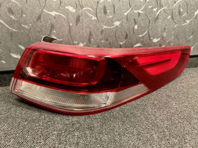 Ліхтар задній правий, зовнішній 92402D4000 HYUNDAI