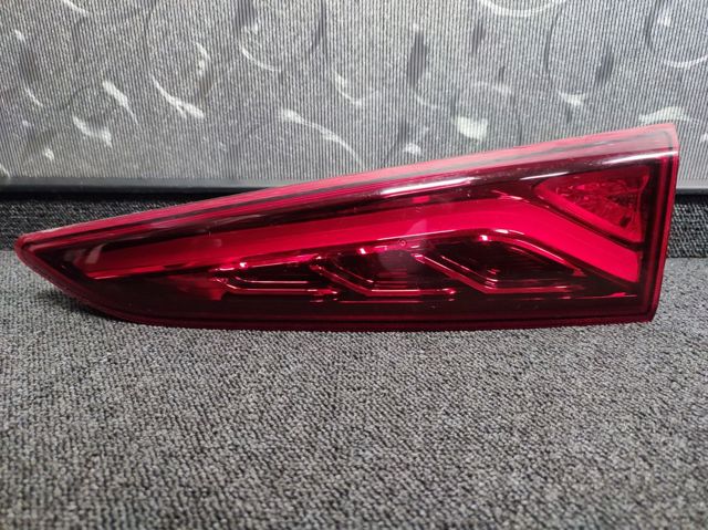 Ліхтар задній правий, внутрішній 92404J9100 HYUNDAI
