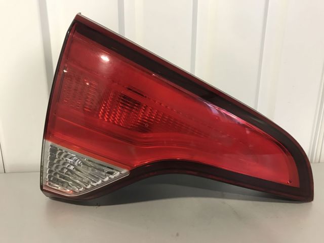 Задня ліва внутрішня фара 924052P540 HYUNDAI