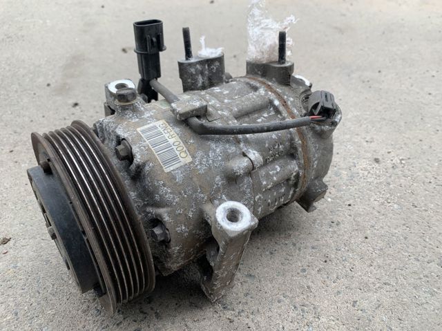 Компресор системи кондиціювання 97701D7000 HYUNDAI
