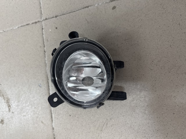 Протитуманка права 7248912 BMW