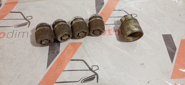 Гайка кріплення колеса 08W42SJD600 HONDA