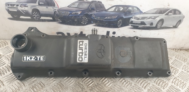 Кришка клапанів 1121067020 TOYOTA